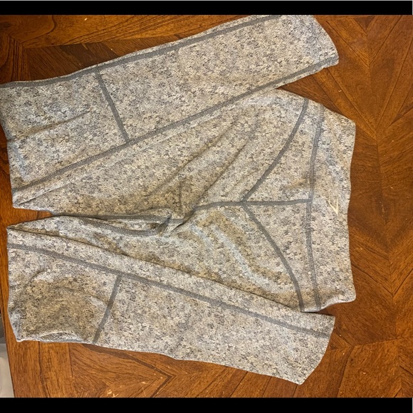 Gymshark legging - Picture 2 of 2